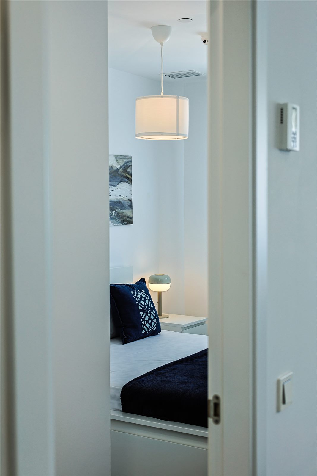 Pasillo y dormitorio